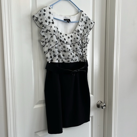 By & By sheer ruffled polka dot belted dress size 15 - Picture 2 of 6